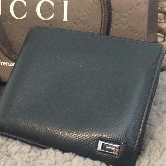 Authentic Gucci Mens Wallet & Gucci Crocodile Leather Key Chain Set - Picture 4 of 16